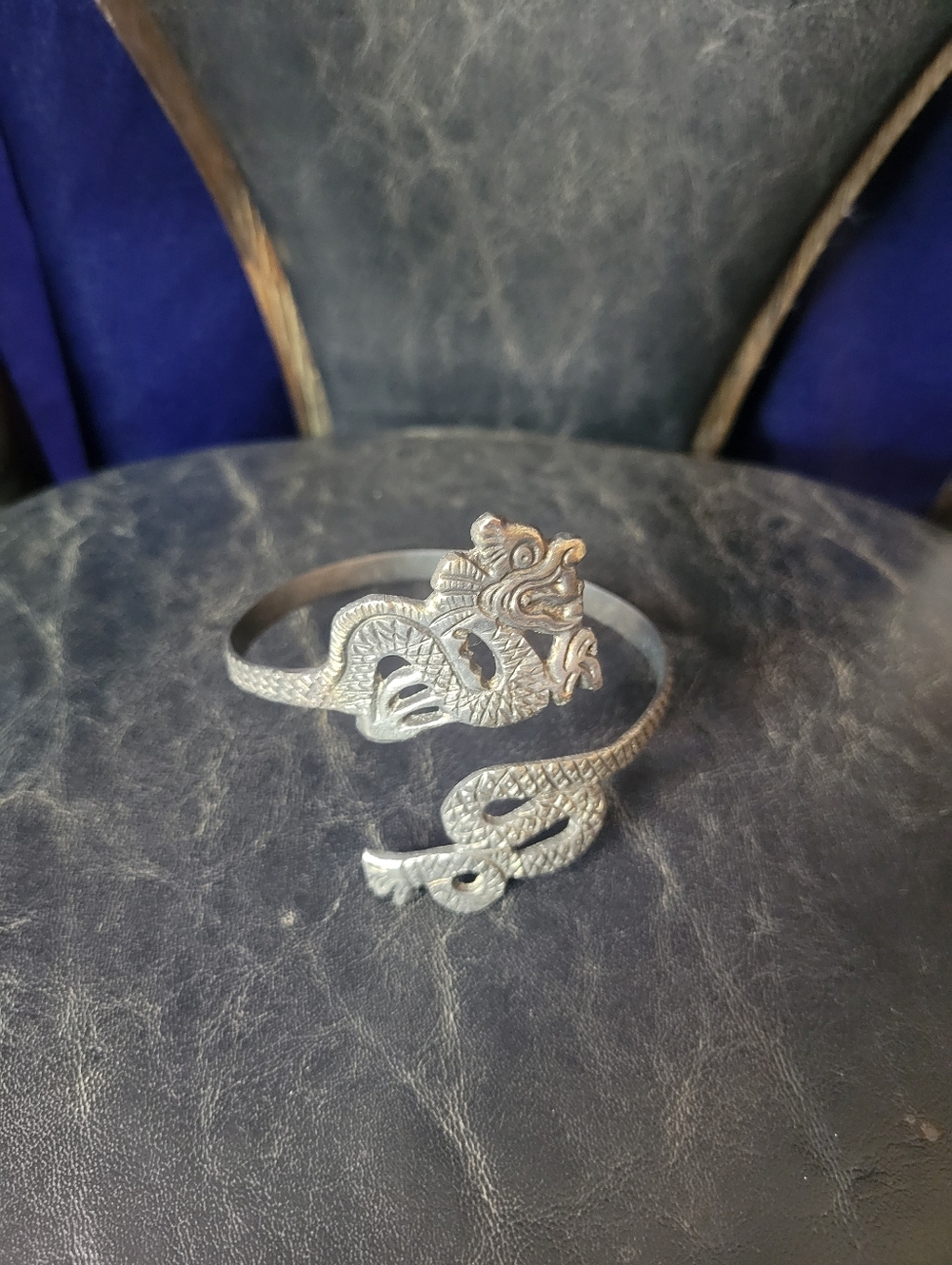 Vintage Silver-tone Dragon Wrap Arm Bracelet